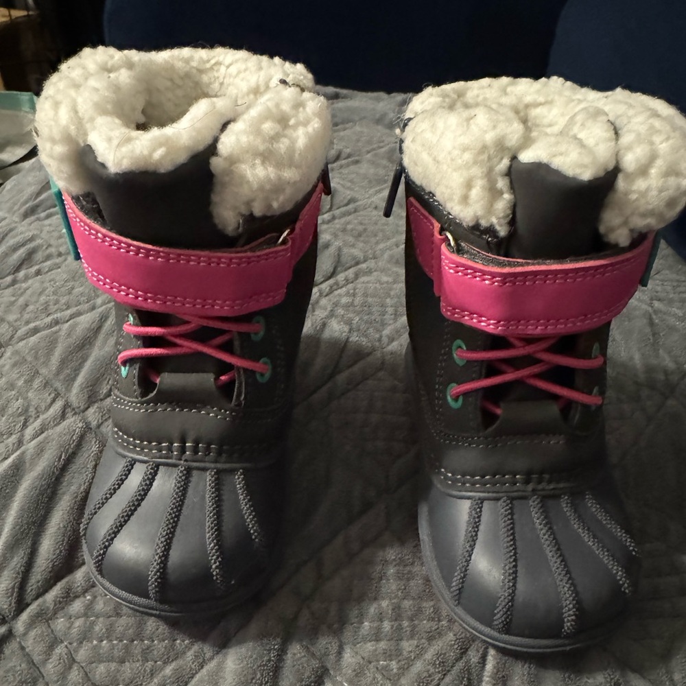 Kids boots
